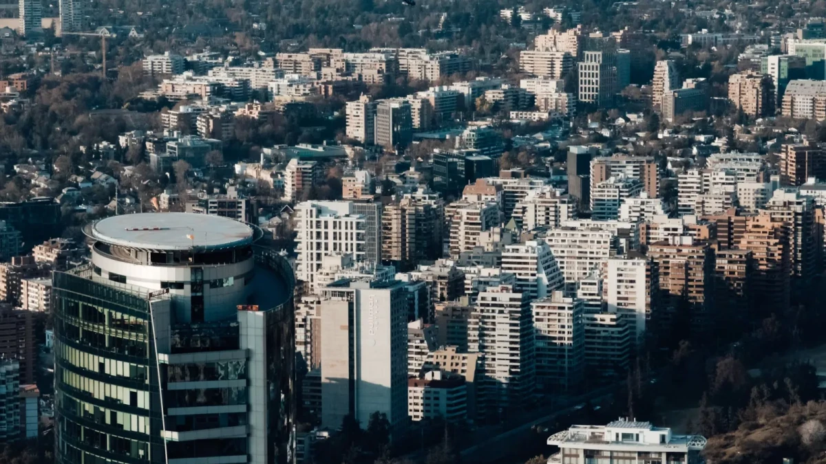 ¡Urgente! Aumento desmedido de los gastos comunes en edificios de la Región Metropolitana