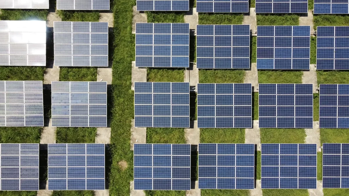 ¿Qué se hace con los paneles solares cuando ya no sirven?