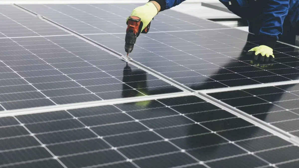 ¿Qué pasa si se mojan los paneles solares?