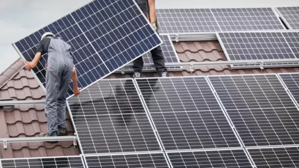 ¿Qué pasa con los paneles solares en la noche?