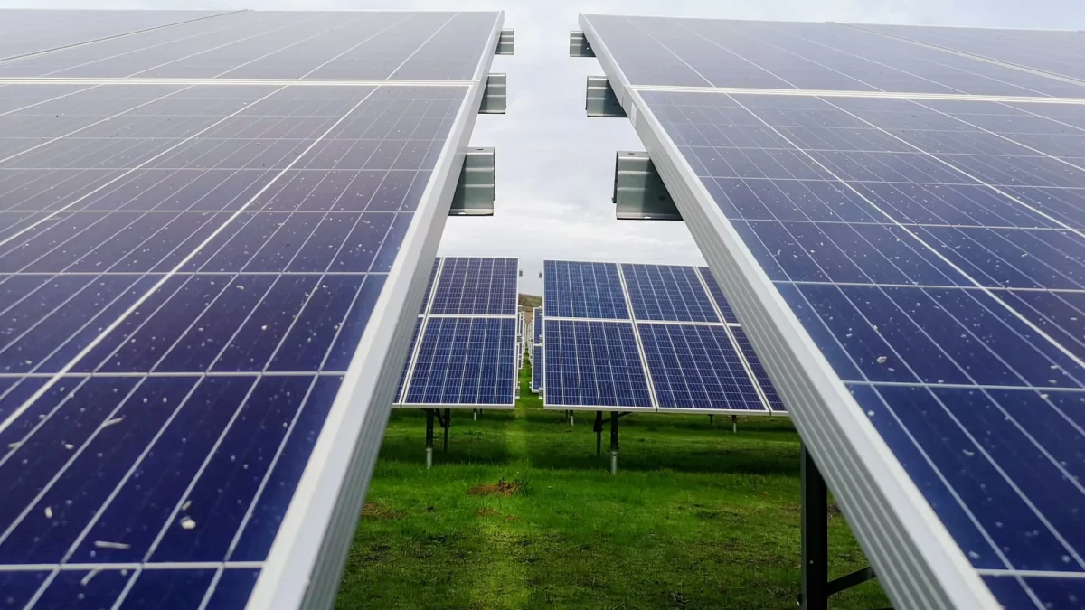 Proyectos solares híbridos: la clave para un futuro energético más eficiente