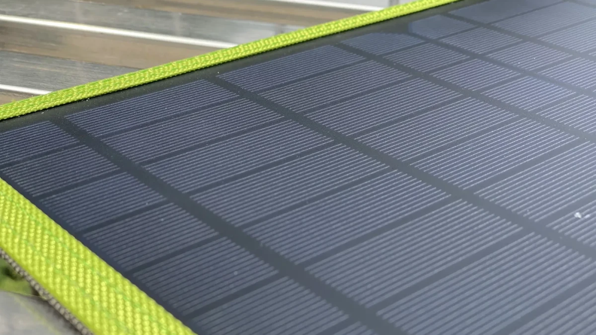 Paneles solares en días nublados: ¿vale la pena instalarlos en climas lluviosos?