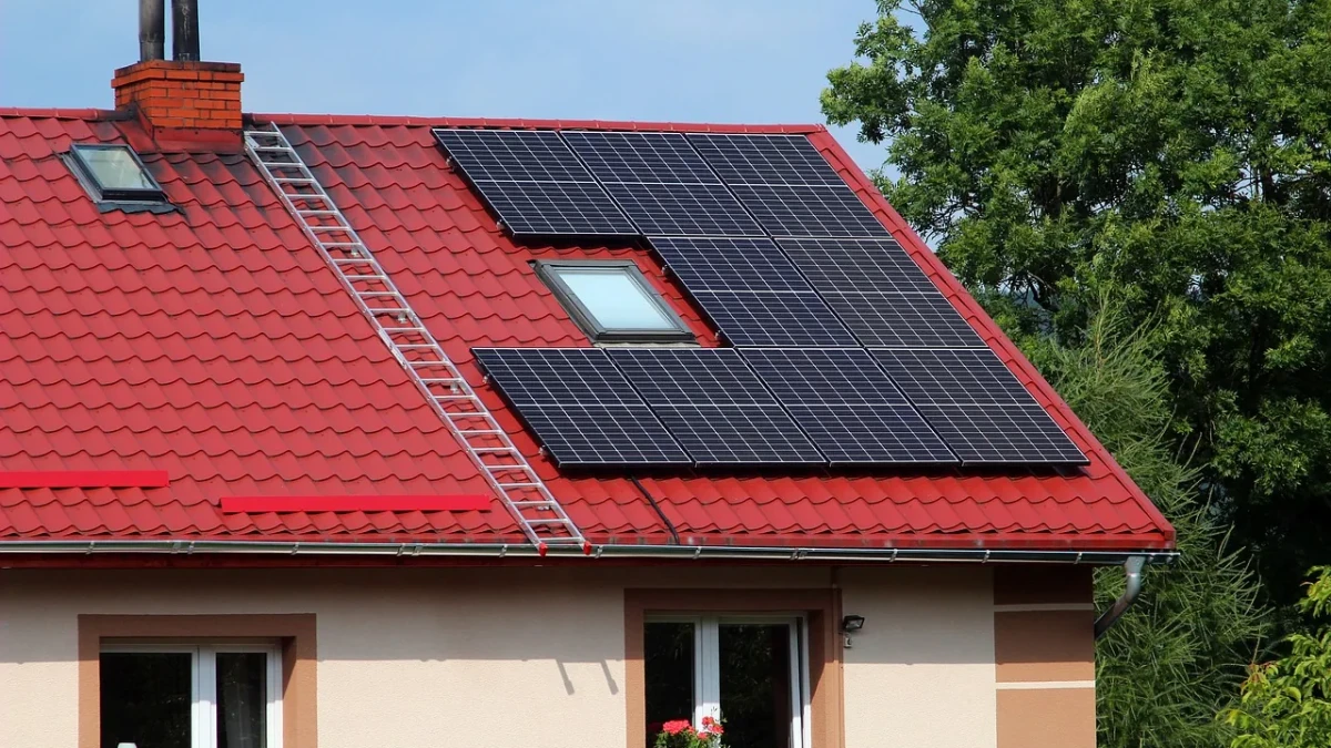 ¿Qué pasa si se va la luz y tienes paneles solares?