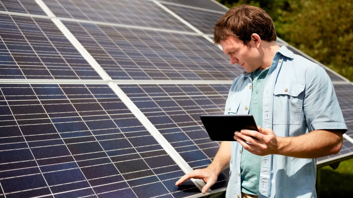 ¿Riesgo eléctrico? Descubre si tus paneles solares están a la altura.